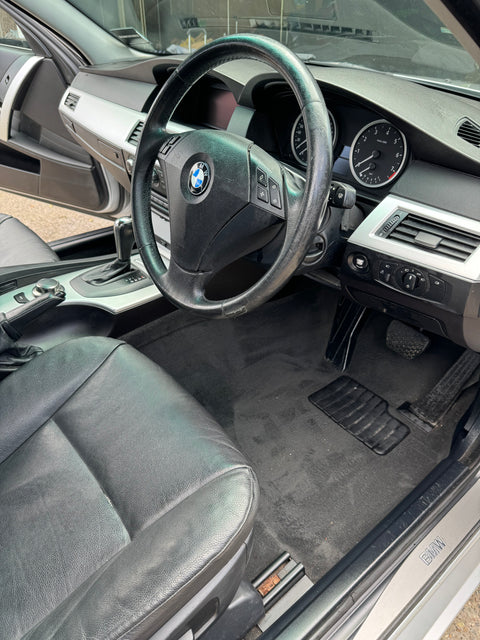 BMW E60 530i Sedan