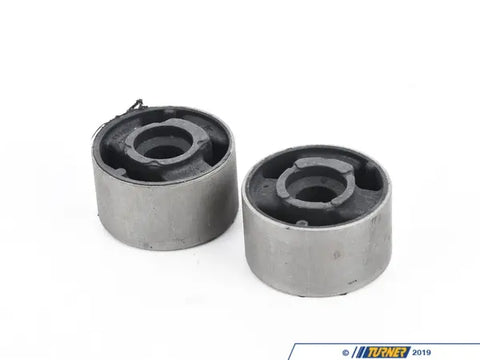 Lower Control Arm Bushes (Pair)